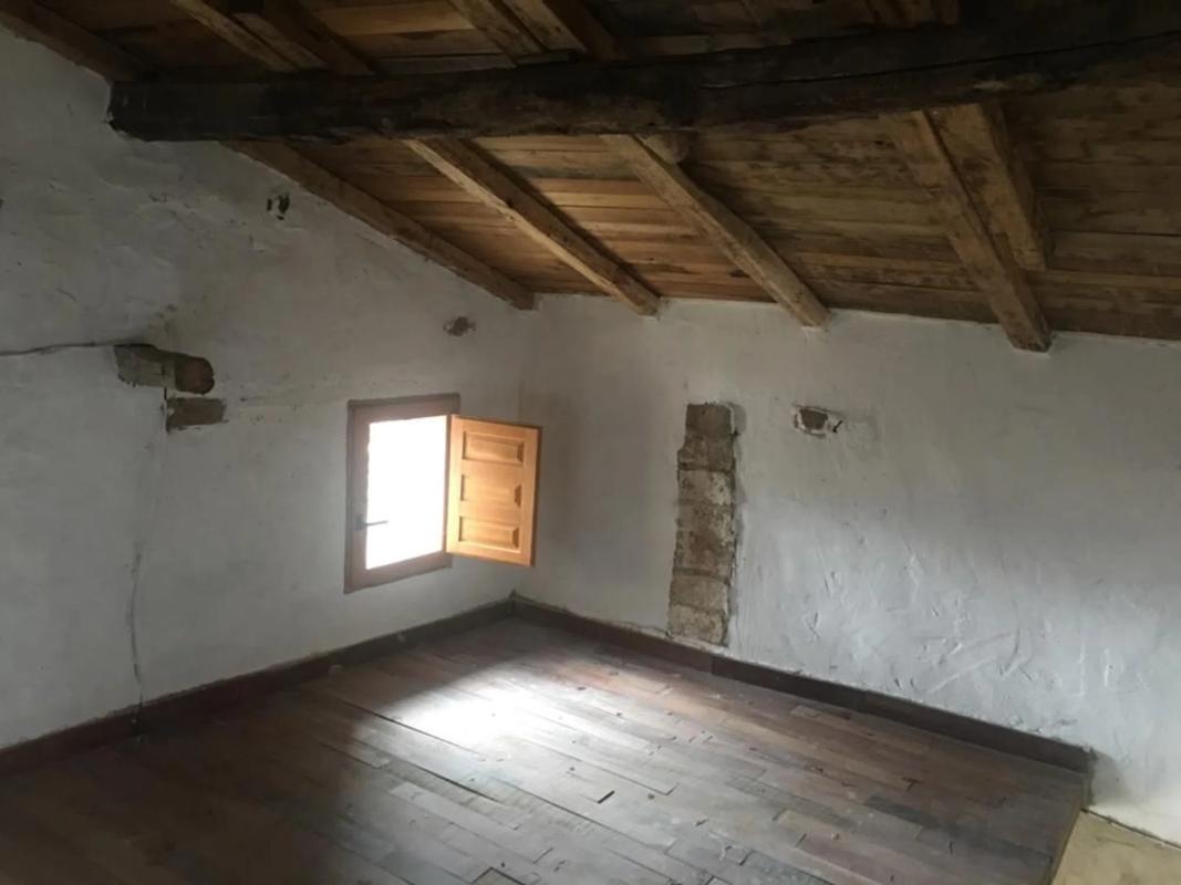 Properties for sale and rent in Spain photo 5