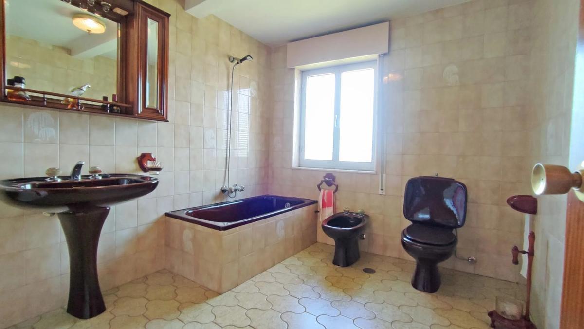 Propiedades en venta y alquiler en España photo 1