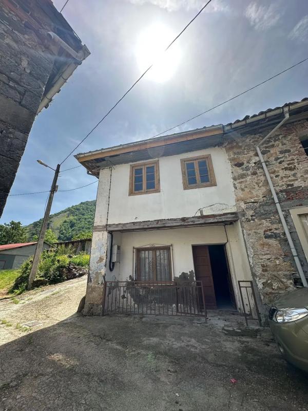 Properties for sale and rent in Spain photo 4