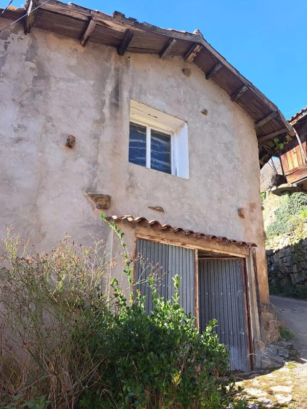 Propiedades en venta y alquiler en España photo 1