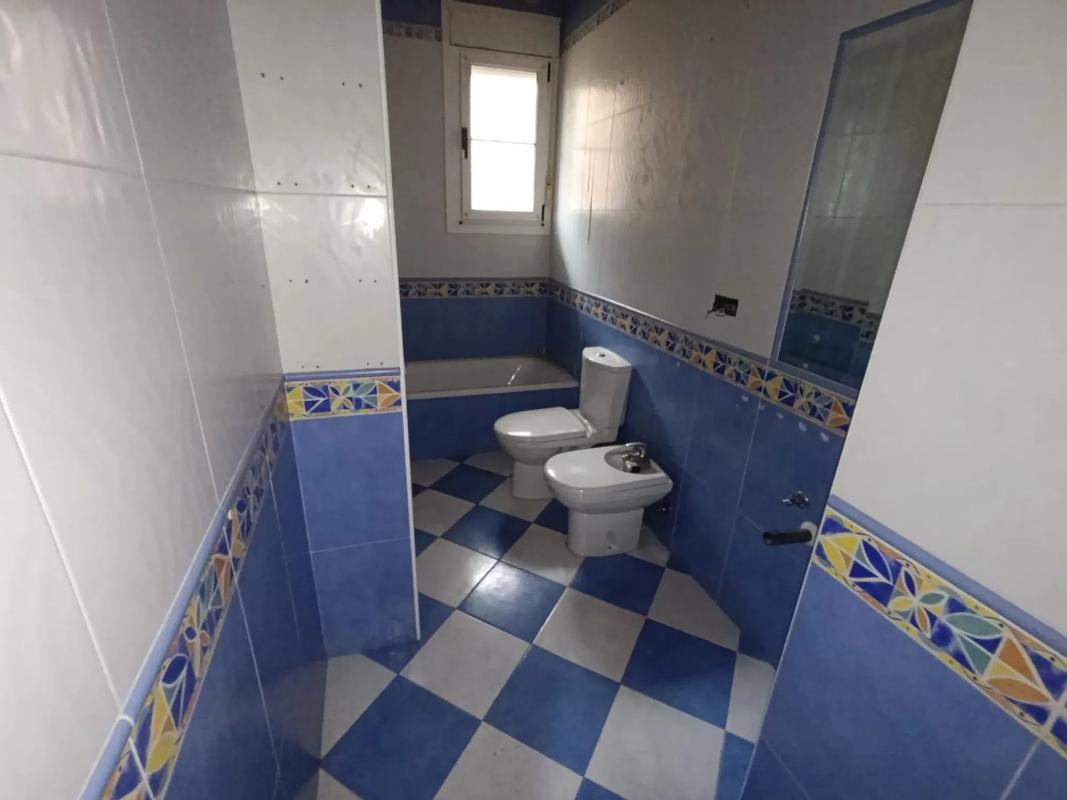 Propiedades en venta y alquiler en España photo 2