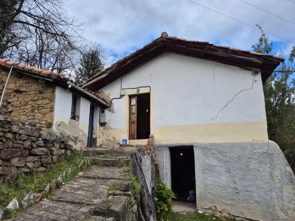 Casa independiente en El Madreñeru photo 1