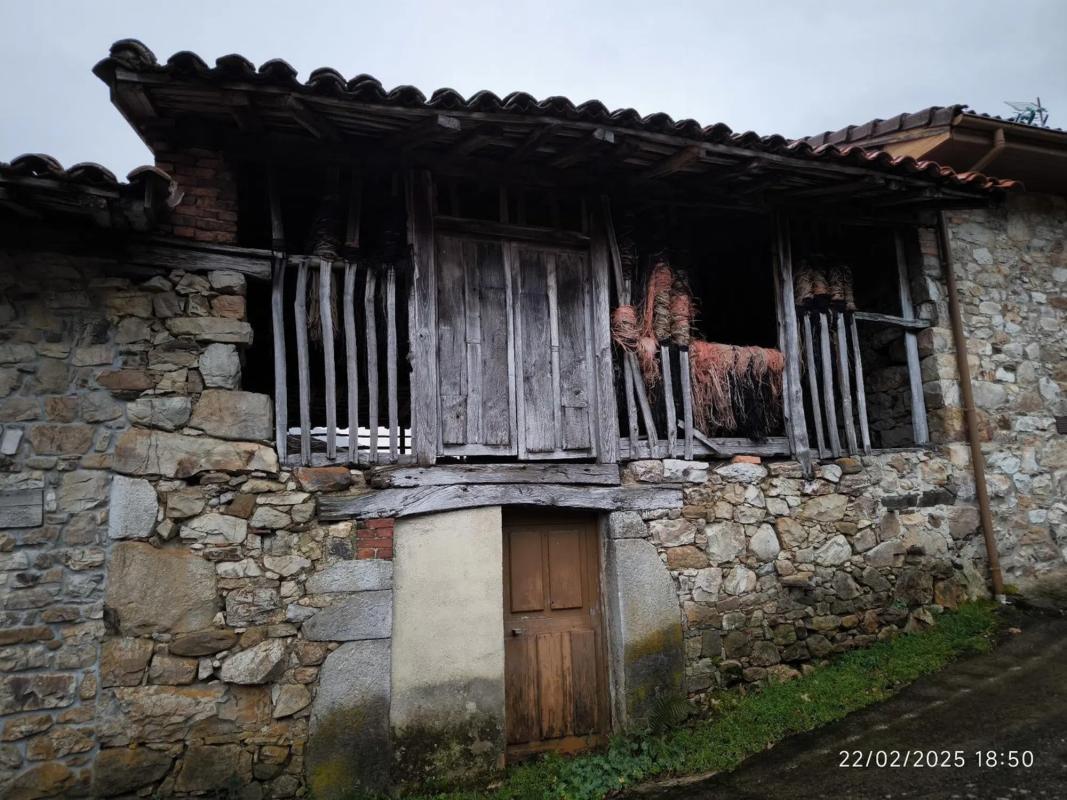 Properties for sale and rent in Spain photo 4
