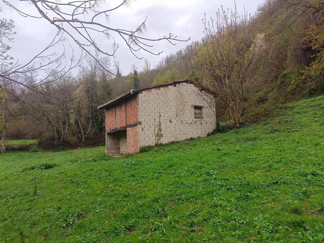 Venta de finca rústica en  Bezanes nucleo rural s/n SN , Caso photo 4