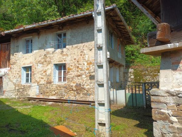 Casa de pueblo en via sin nombre s/n photo 2