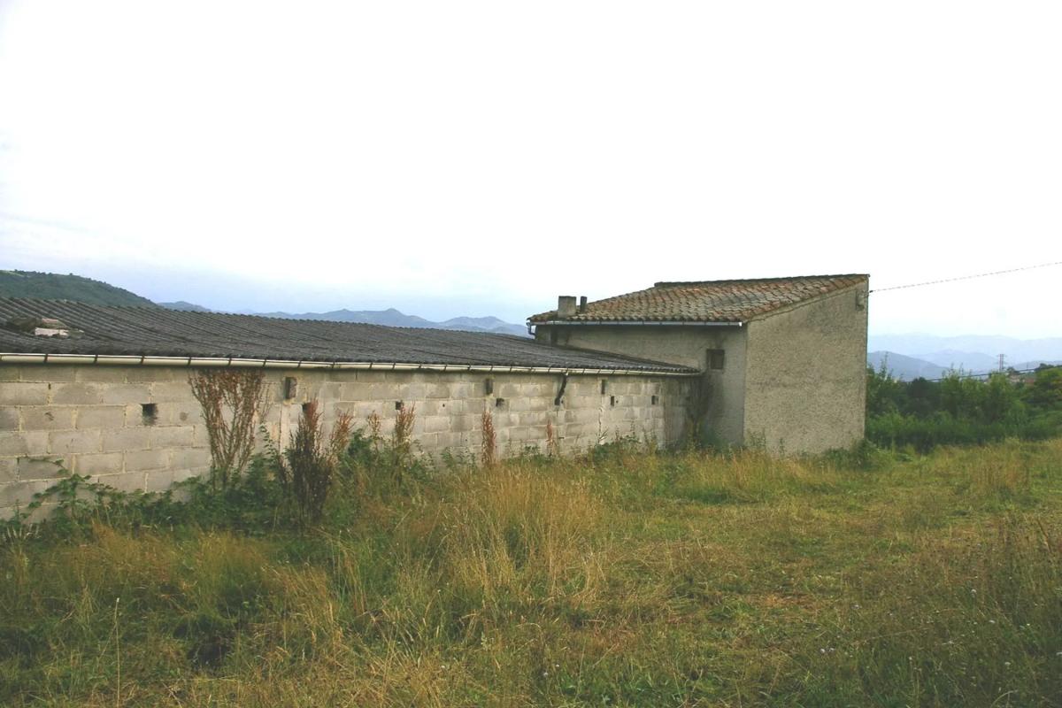 Venta de finca rústica en  Carretera Tuilla a Gargantada s/n , Langreo photo 4