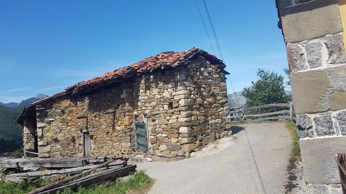 Propiedades en venta y alquiler en España photo 1