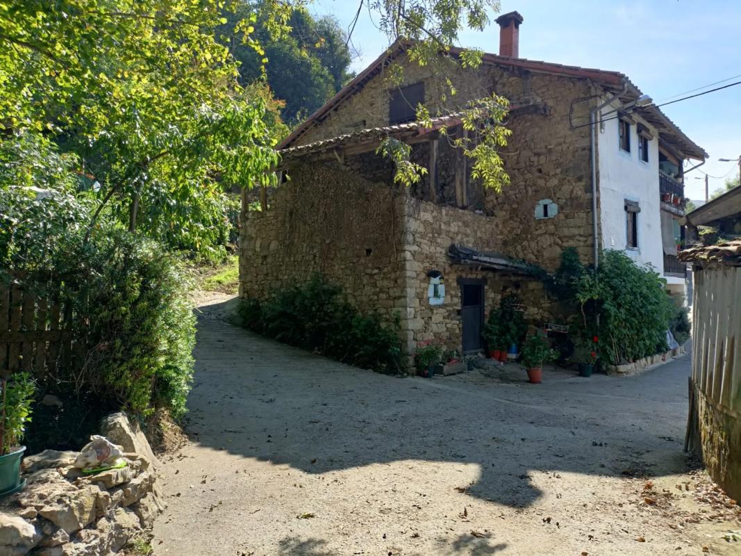 Propiedades en venta y alquiler en España photo 3