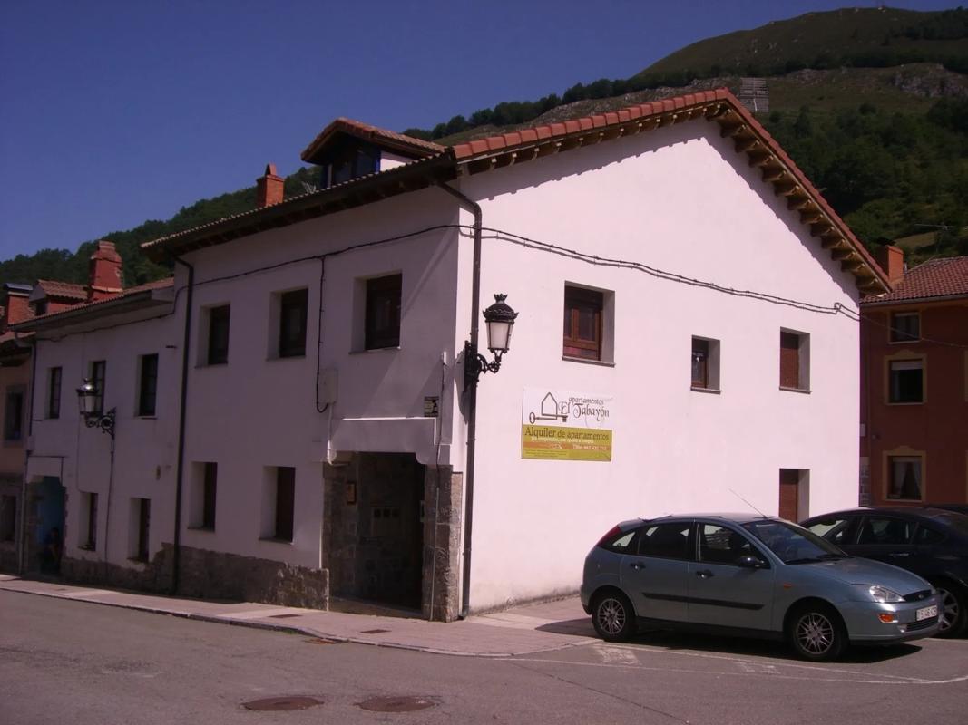 Propiedades en venta y alquiler en España photo 1