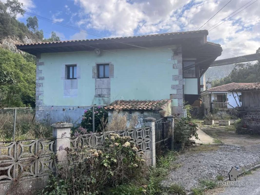 Properties for sale and rent in Spain photo 5
