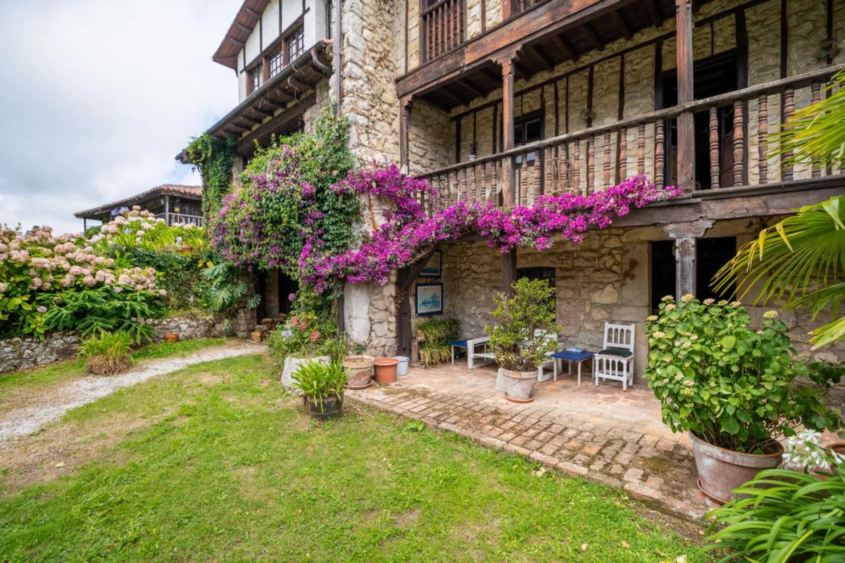 Propiedades en venta y alquiler en España photo 1