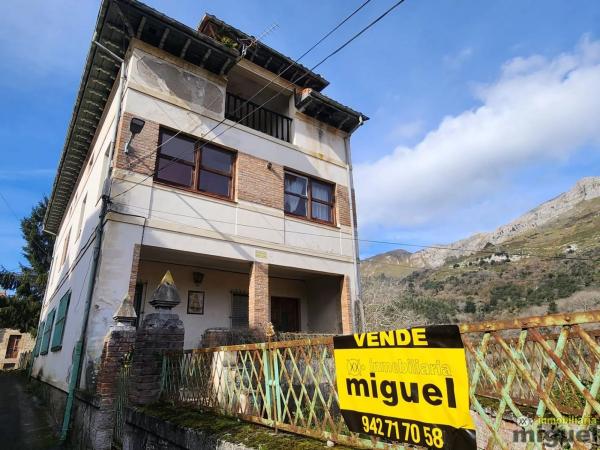 Casa de pueblo en Abandames photo 1
