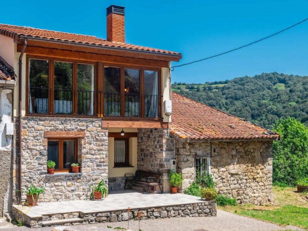 Недвижимость на продажу и в аренду в Испании photo 4