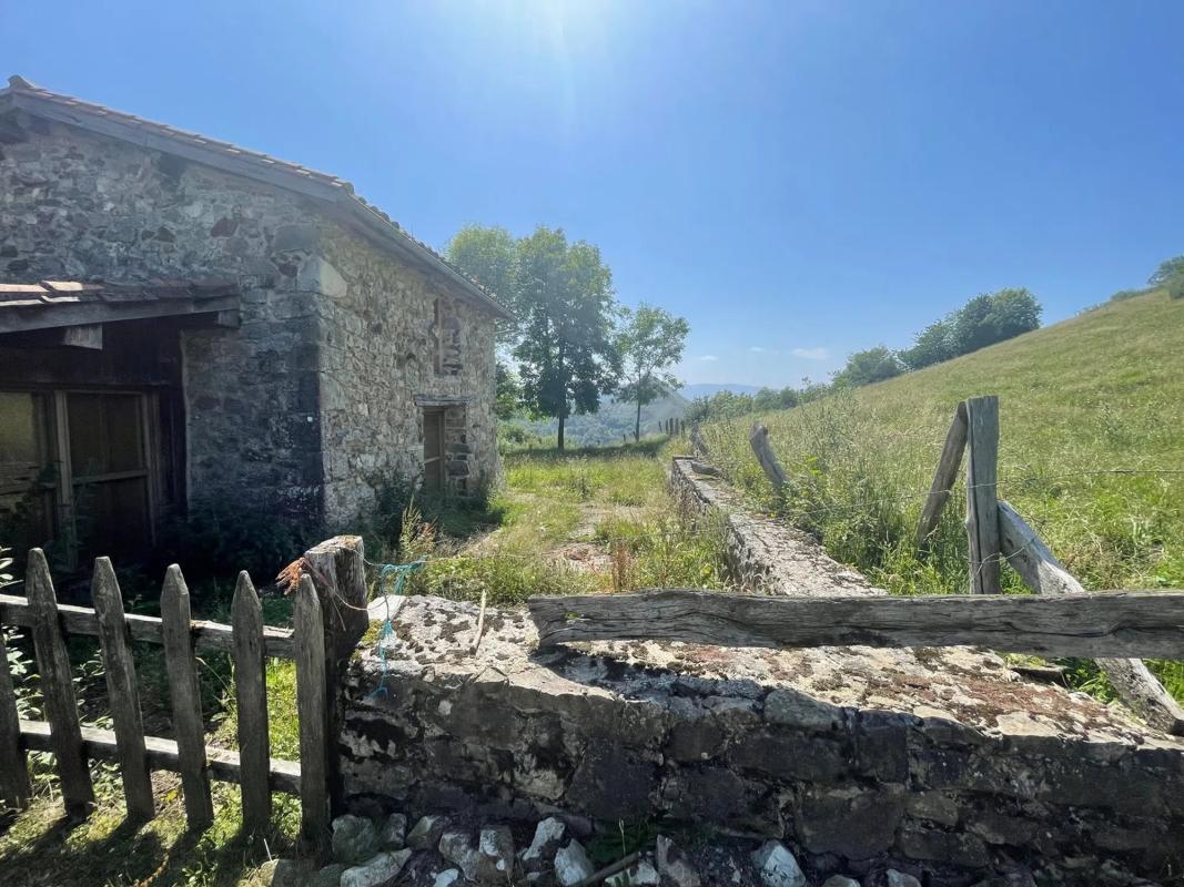 Properties for sale and rent in Spain photo 5