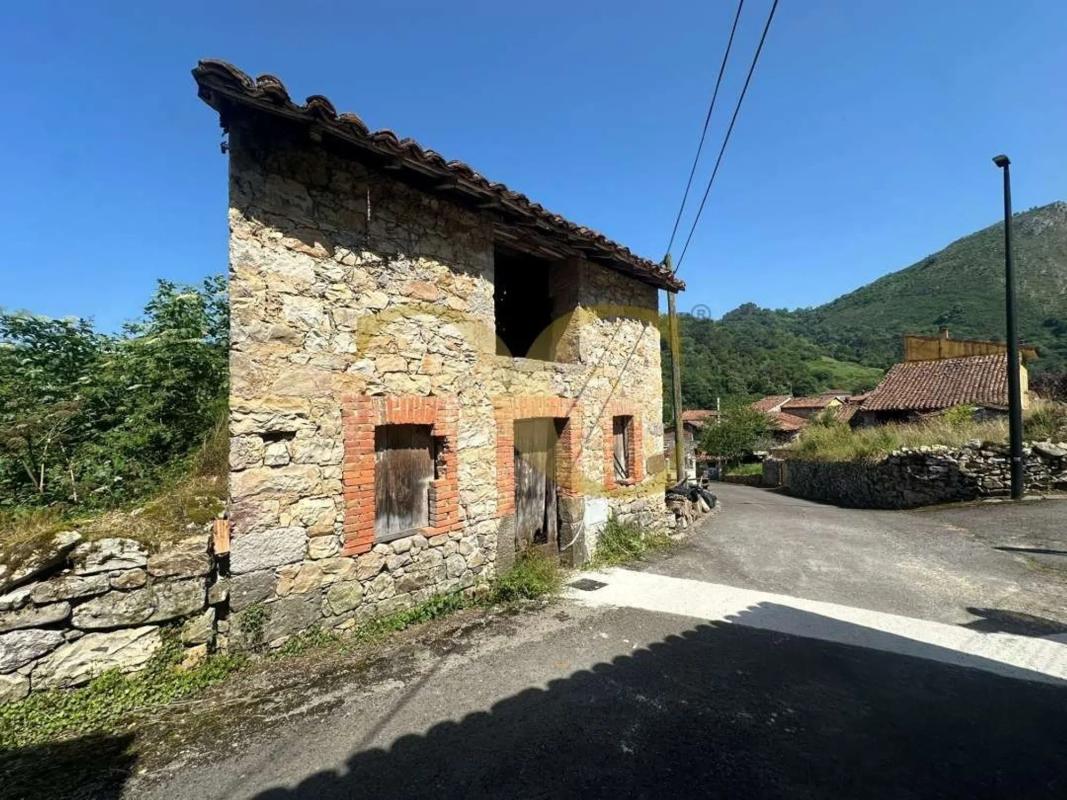 Properties for sale and rent in Spain photo 4