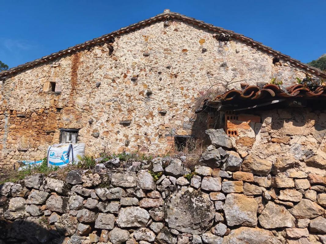 Propiedades en venta y alquiler en España photo 3
