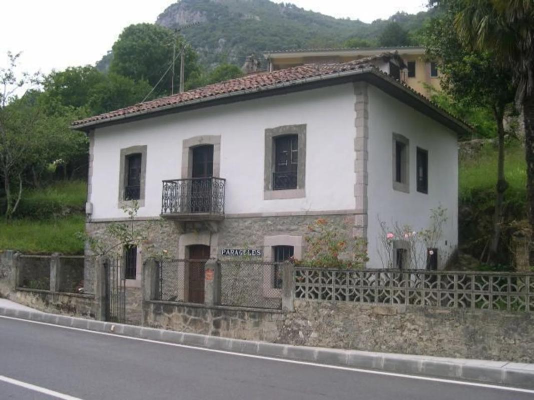 Venta de finca rústica en  Peñamellera Alta , Peñamellera Alta photo 4
