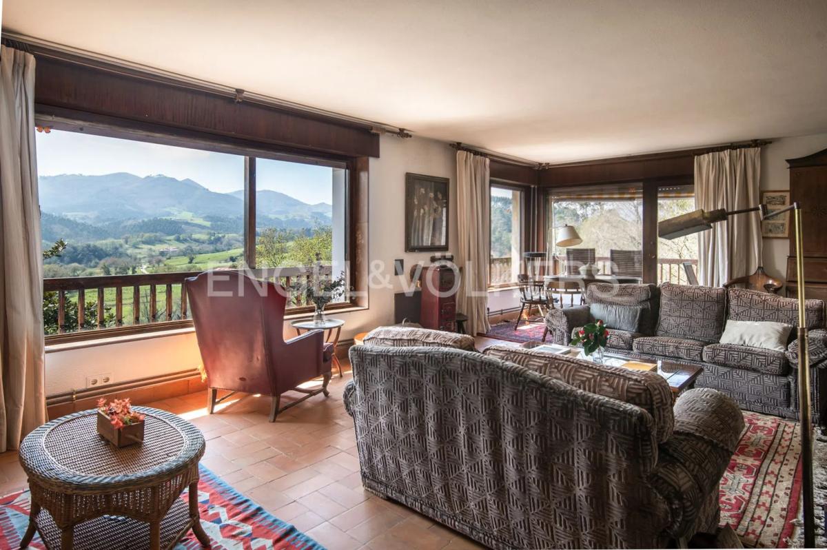 Properties for sale and rent in Spain photo 5