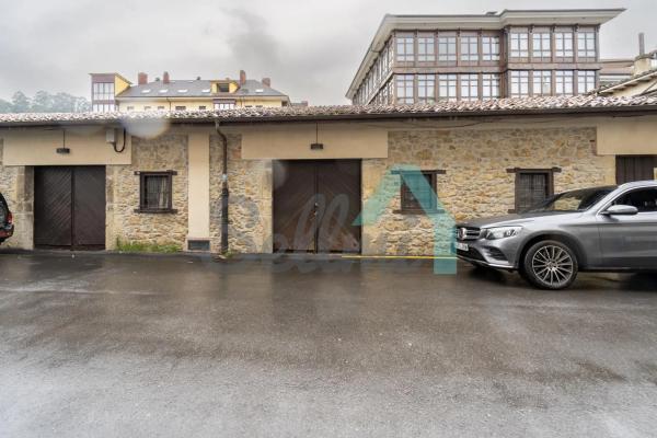 Casa independiente en calle Lueje thumbnail 1