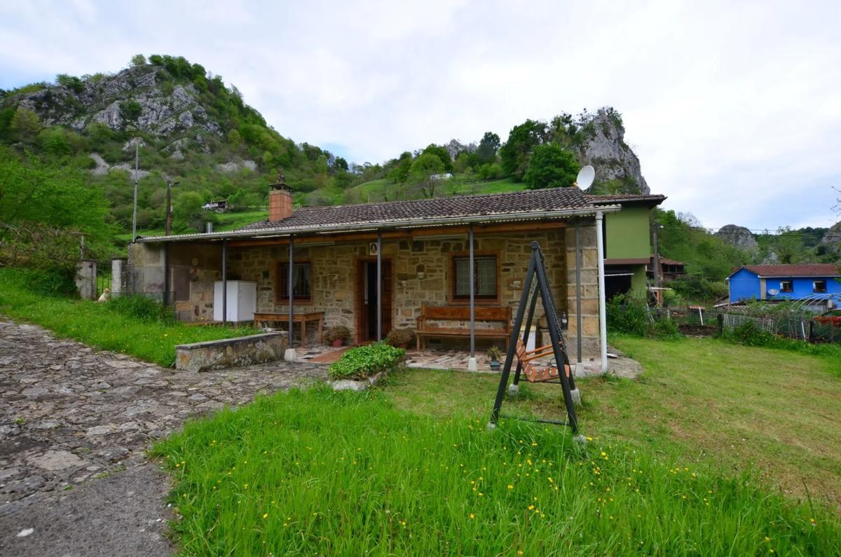 Properties for sale and rent in Spain photo 2