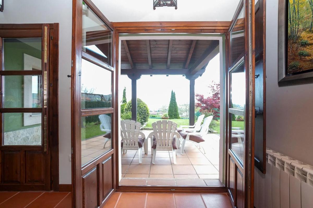 Properties for sale and rent in Spain photo 5