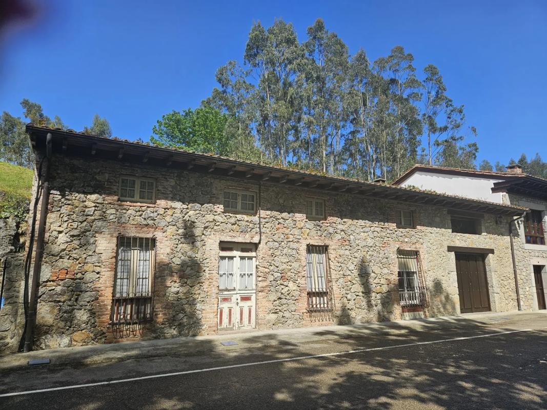 Properties for sale and rent in Spain photo 3