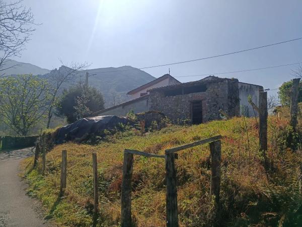 Finca rústica en venta en La Teyera s/n , Llanes thumbnail 2