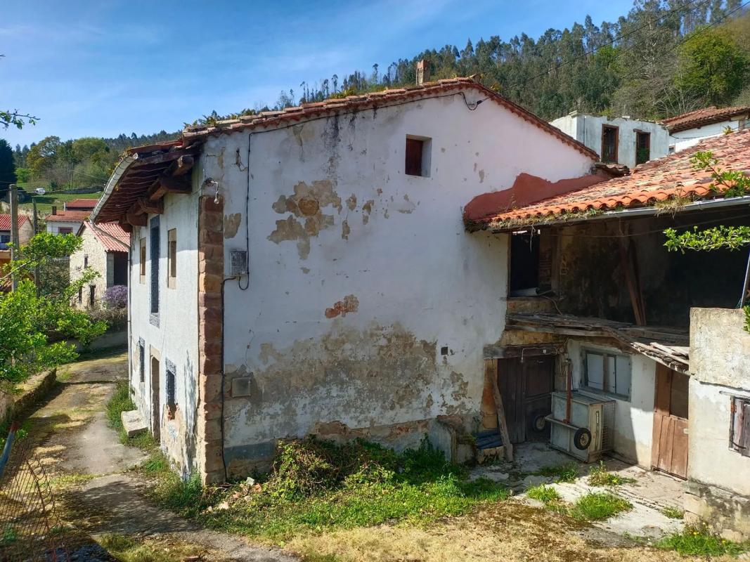 Propiedades en venta y alquiler en España photo 1