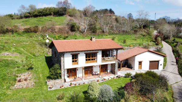 Casa independiente en Robledo de Anayo thumbnail 2
