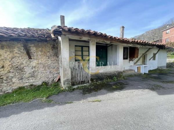 Casa independiente en Vía photo 1