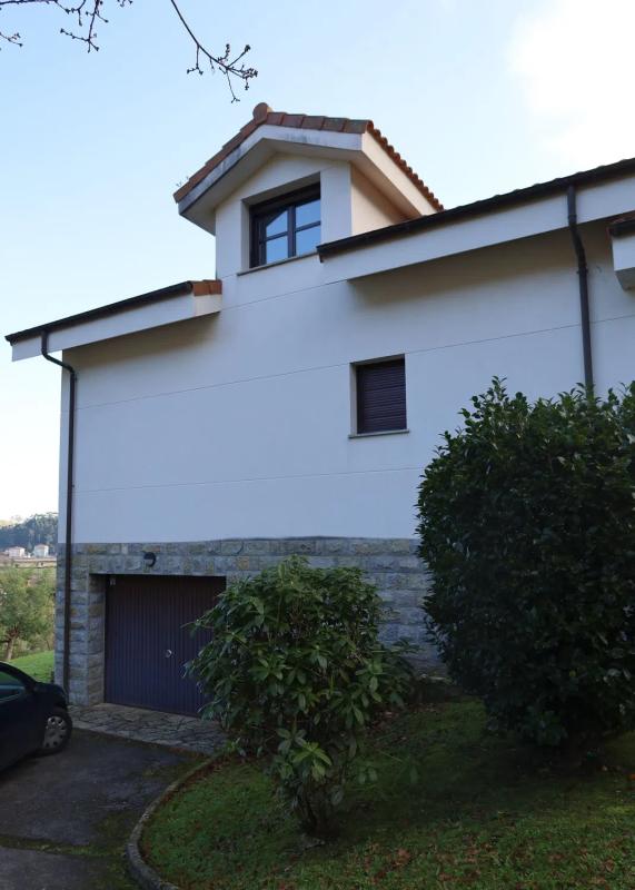 Properties for sale and rent in Spain photo 3