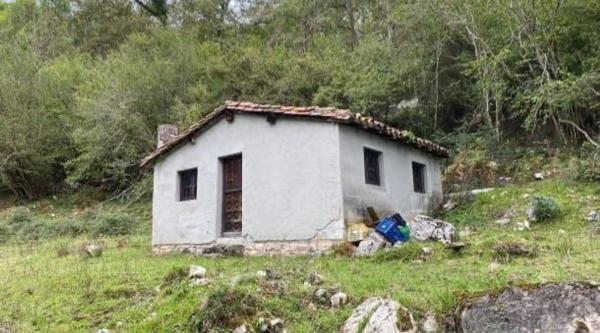 Rustic farm for sale in  Camino, 22 , Cangas de Onís photo 3