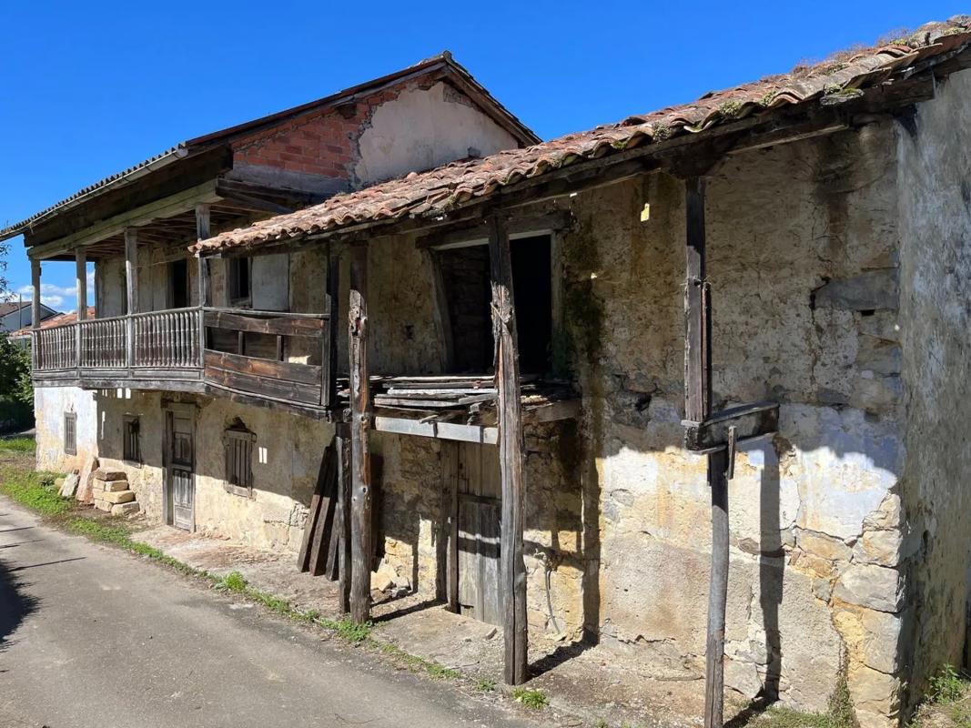Properties for sale and rent in Spain photo 3