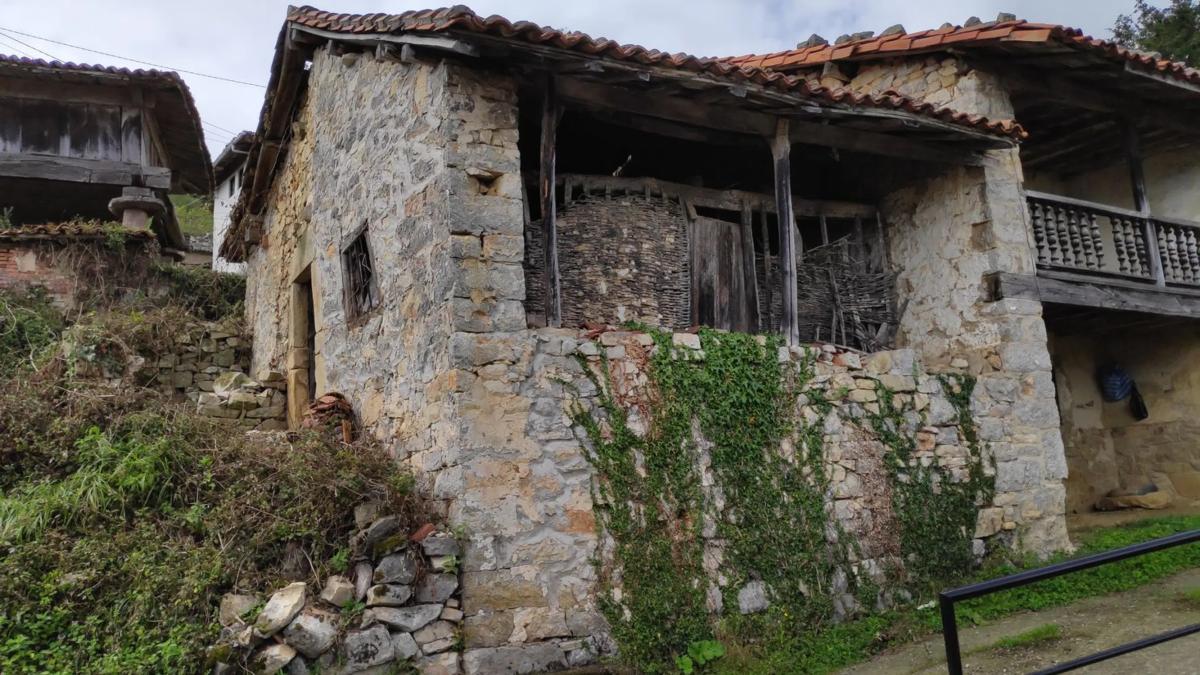 Venta de finca rústica en  Seguencu, 12 , Cangas de Onís photo 2