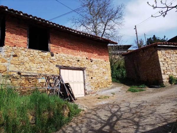 Casa de pueblo en Beloncio s/n photo 1