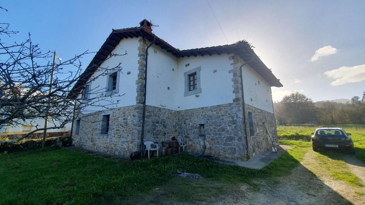 Properties for sale and rent in Spain photo 2