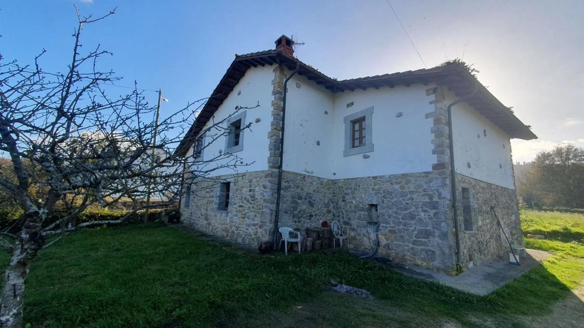 Properties for sale and rent in Spain photo 3