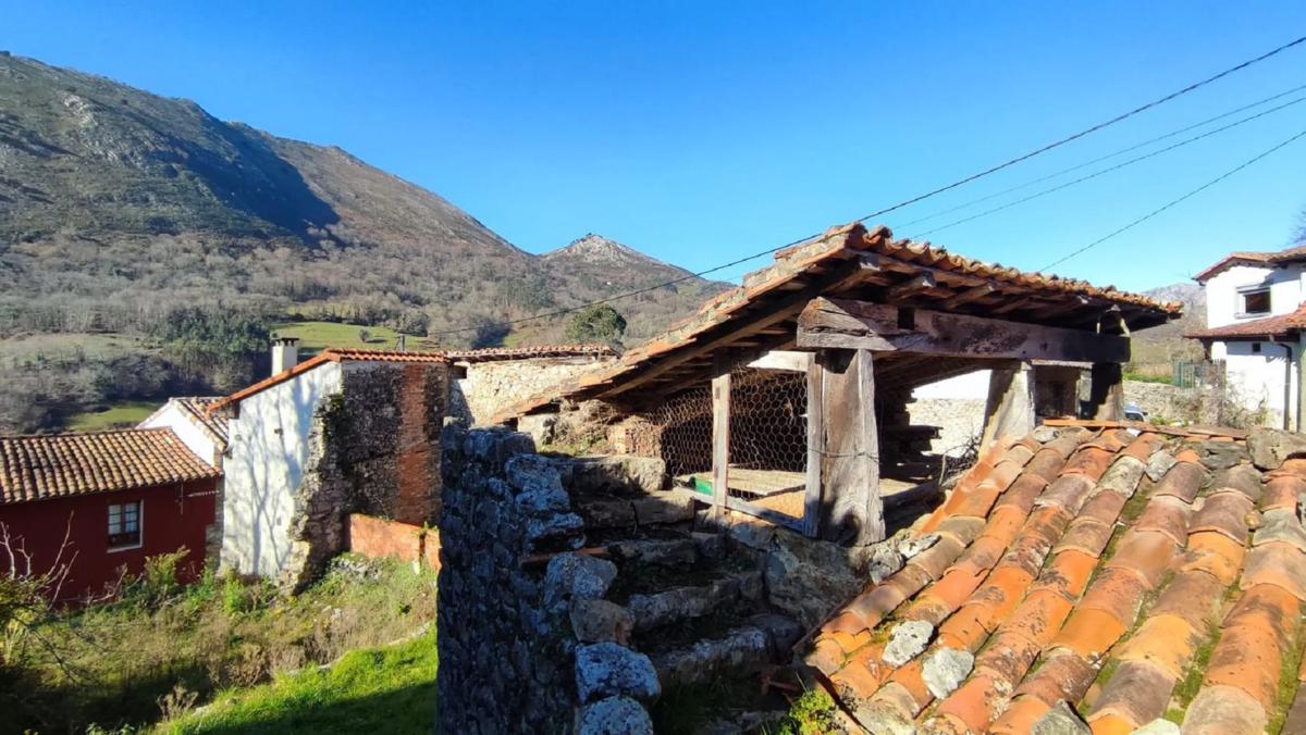Venta de finca rústica en Meré, Llanes , Llanes photo 2