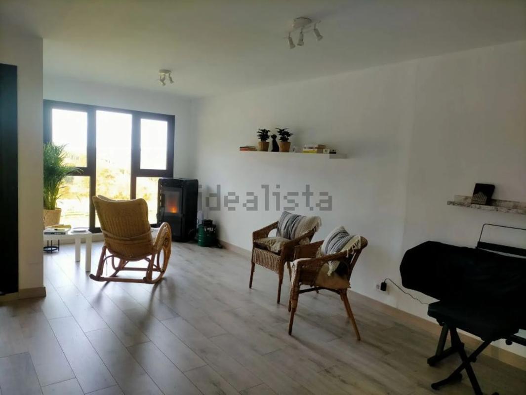 Propiedades en venta y alquiler en España photo 2