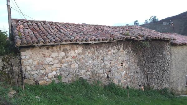 Rustic farm for sale in Vibaña-Ardisana-Caldueño , Llanes photo 1