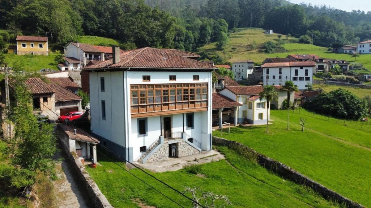 Propiedades en venta y alquiler en España photo 1