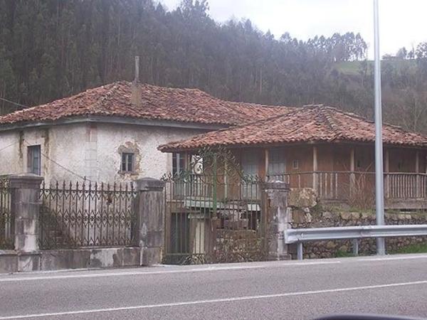 Caserón en Peleon s/n Sn photo 1