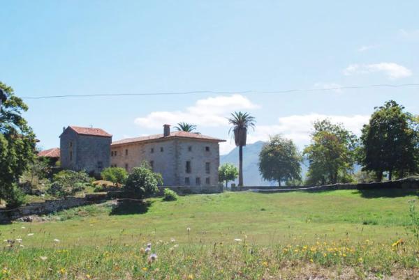 Palacio en s/n photo 1
