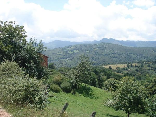 Finca rustykalna na sprzedaż w  Lugar San Martin, 20 , Cangas de Onís photo 3