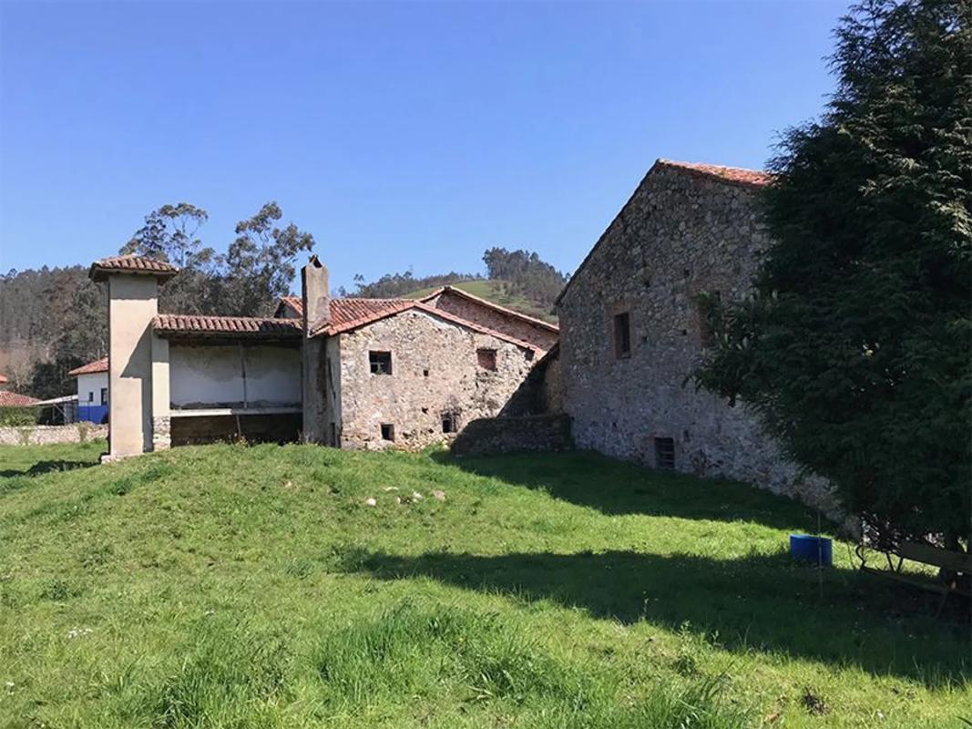 Venta de finca rústica en  Vibaña-Ardisana-Caldueño , Llanes photo 2
