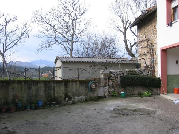 Casa de pueblo en Lugar Toriello s/n photo 3