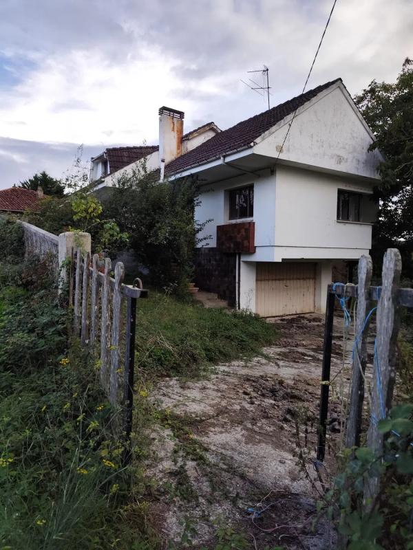 Properties for sale and rent in Spain photo 3