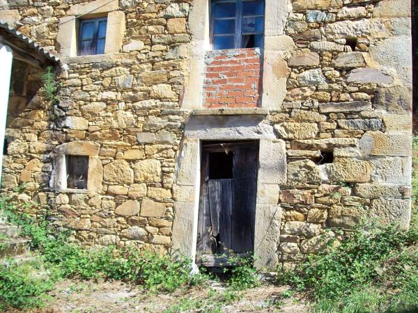 Rustic farm for sale in  Poligono 303, parcela 321-322, 321 -322 , Tineo photo 1