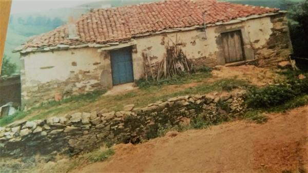 Casa de pueblo en Lg Bustellan s/n Sn photo 2