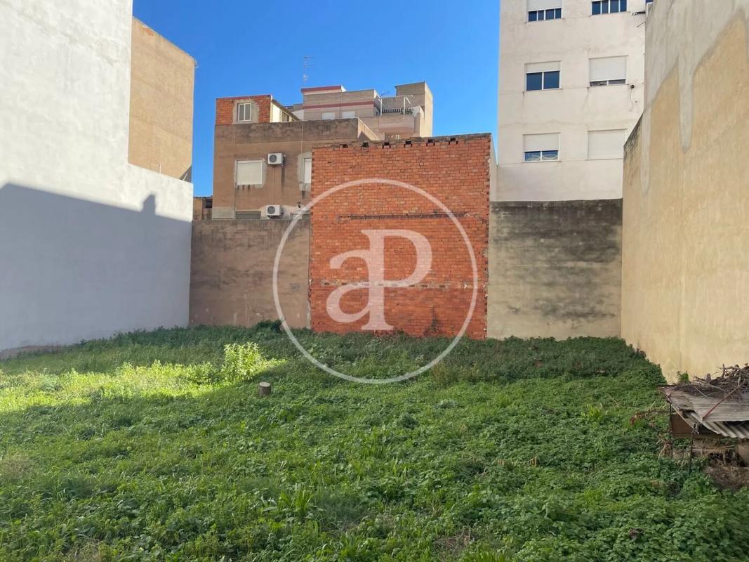Terreno en venta en Puerto de Sagunto, Valencia photo 2